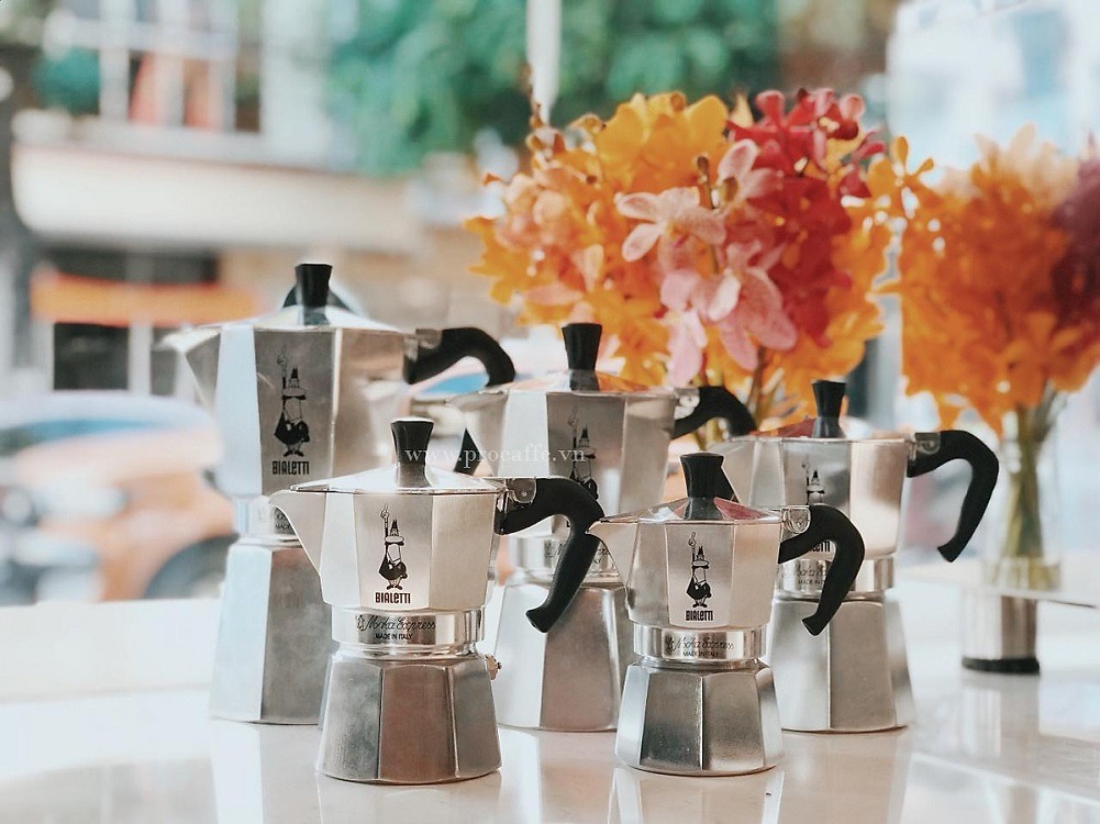 Chọn kích thước ấm đun cafe Bialetti phù hợp với nhu cầu uống