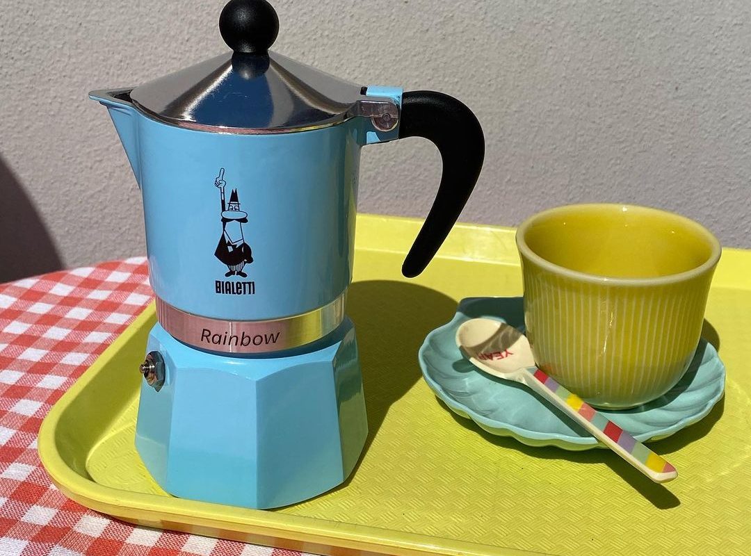 Ấm giúp pha cà phê thơm ngon, nhanh chóng và vệ sinh dễ dàng