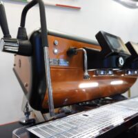 Máy sở hữu nhiều tính năng đáng chú ý