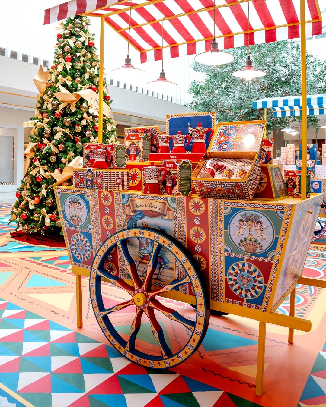 Hai biểu tượng hàng đầu nước Ý - Bialetti và Dolce&Gabbana kết hợp trong cùng một sản phẩm