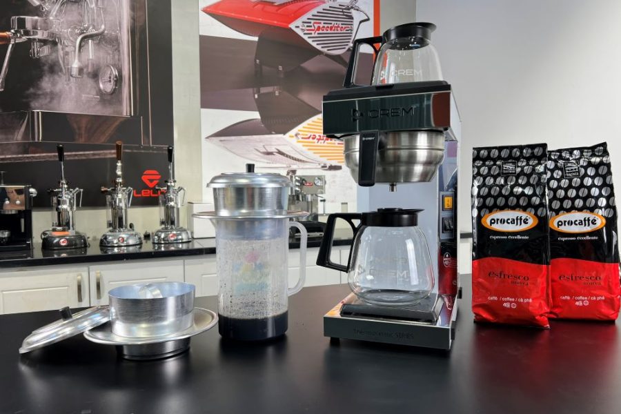 Đầu tư máy pha cà phê phin tự động giúp tối ưu chi phí