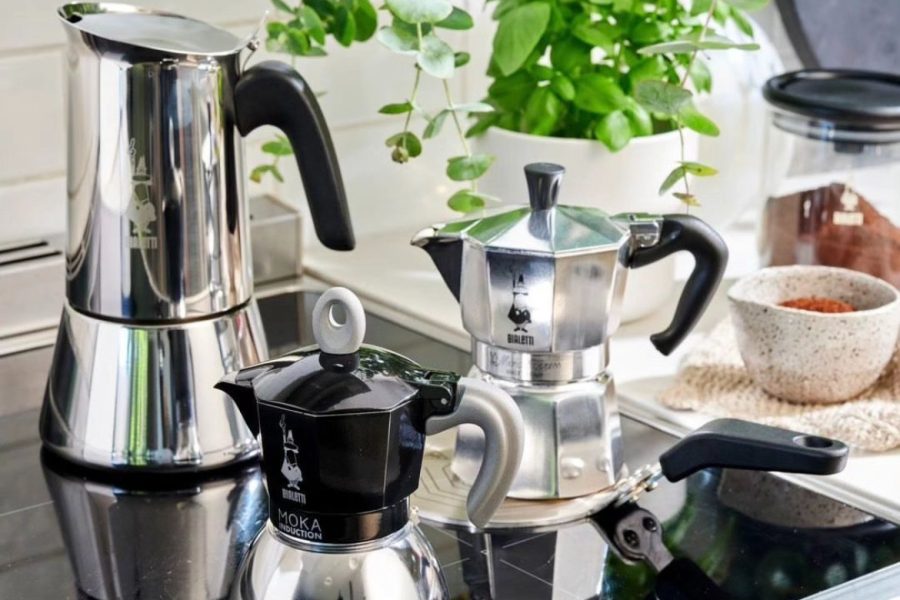 Lựa chọn chất liệu ấm dựa trên loại bếp sử dụng