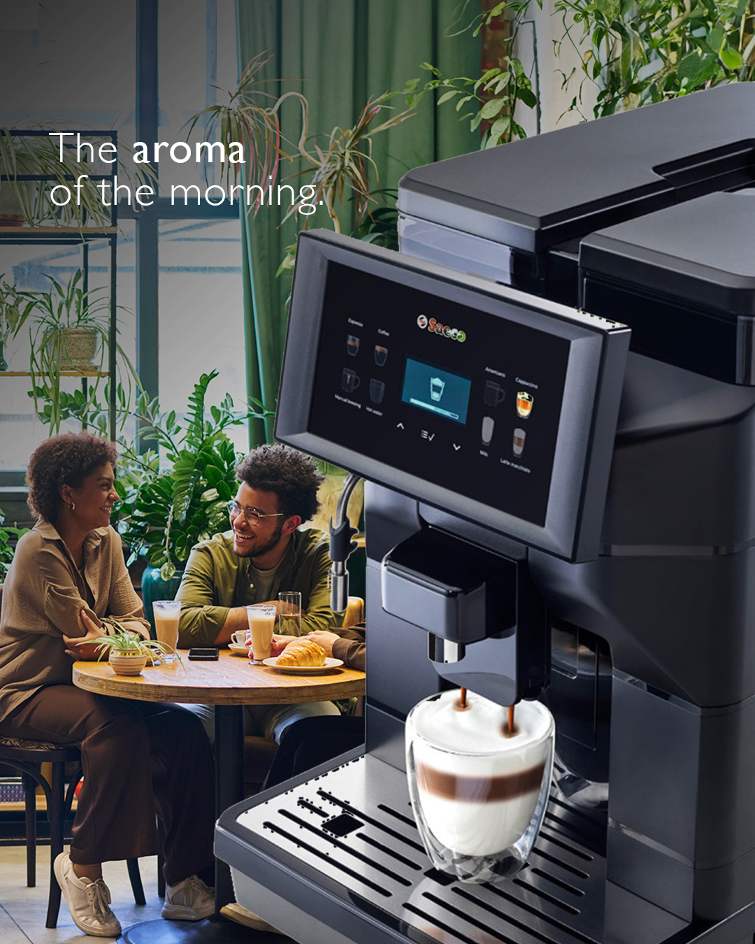 Saeco Aurora M2 có thiết kế các hộc chứa lớn phiên bản M1